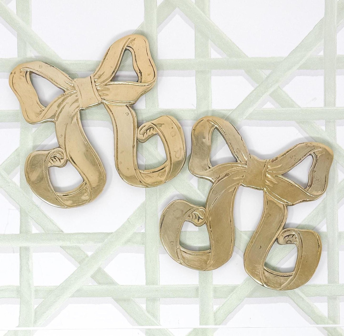 Vintage Brass Bow Trivet