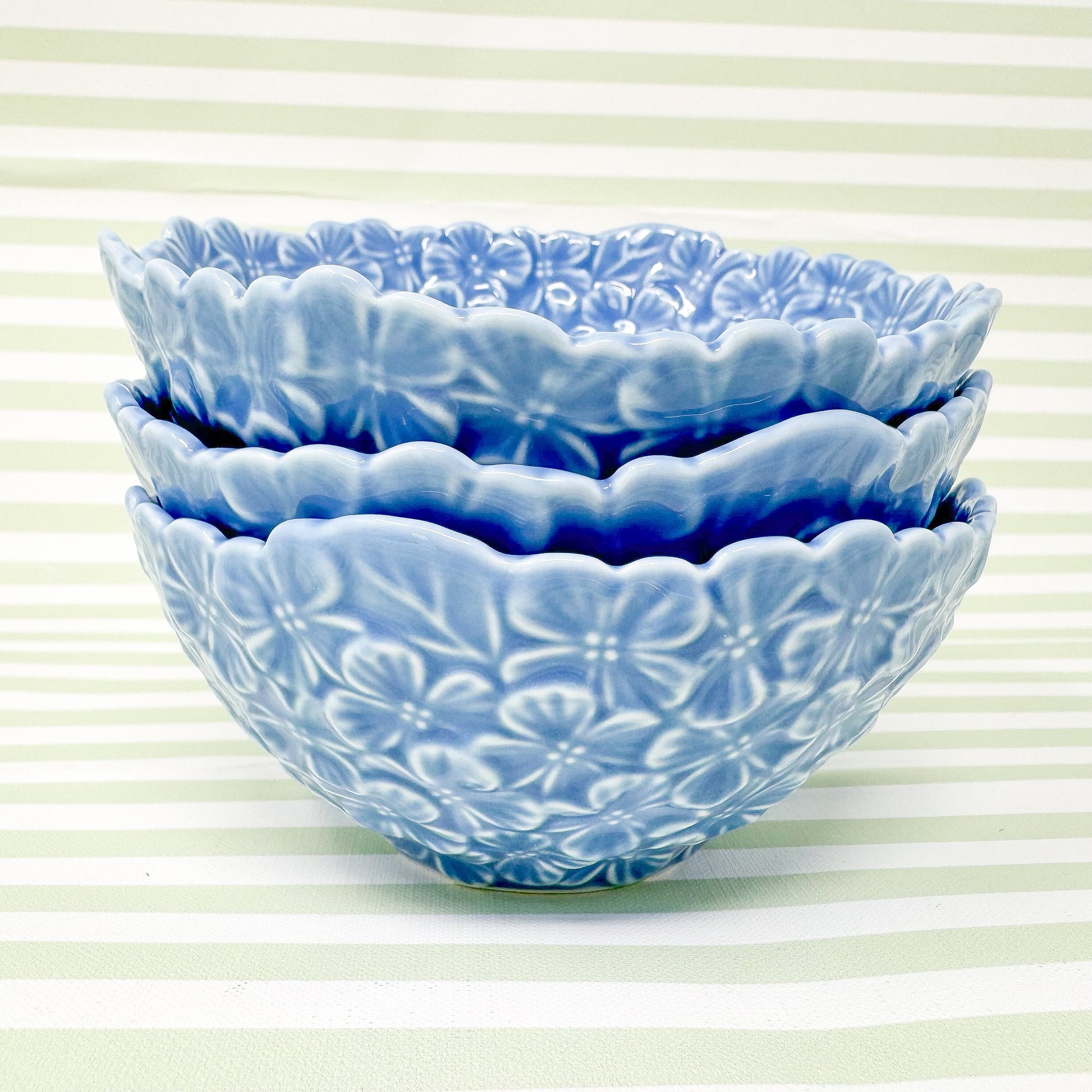 Set of 3 Blue Hydrangea Tidbit Bowls